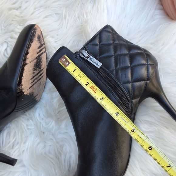 Brooks‎ Brothers black leather quilted ankle boots 7.5 - Picture 9 of 12
